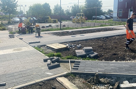 В Бессоновке продолжается благоустройство площади у районного Дома культуры В Бессоновке продолжается благоустройство площади у районного Дома культуры